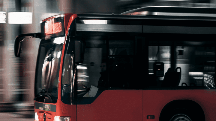 Buss 745 Salem – Liberalernas satsning på bättre kollektivtrafik